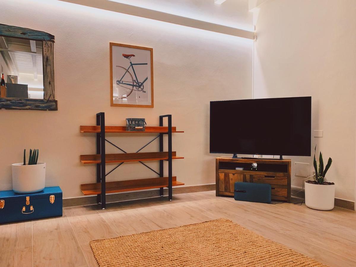 Apartment Charme And Relax With Garden And Swimming Pool Desenzano del Garda Zewnętrze zdjęcie
