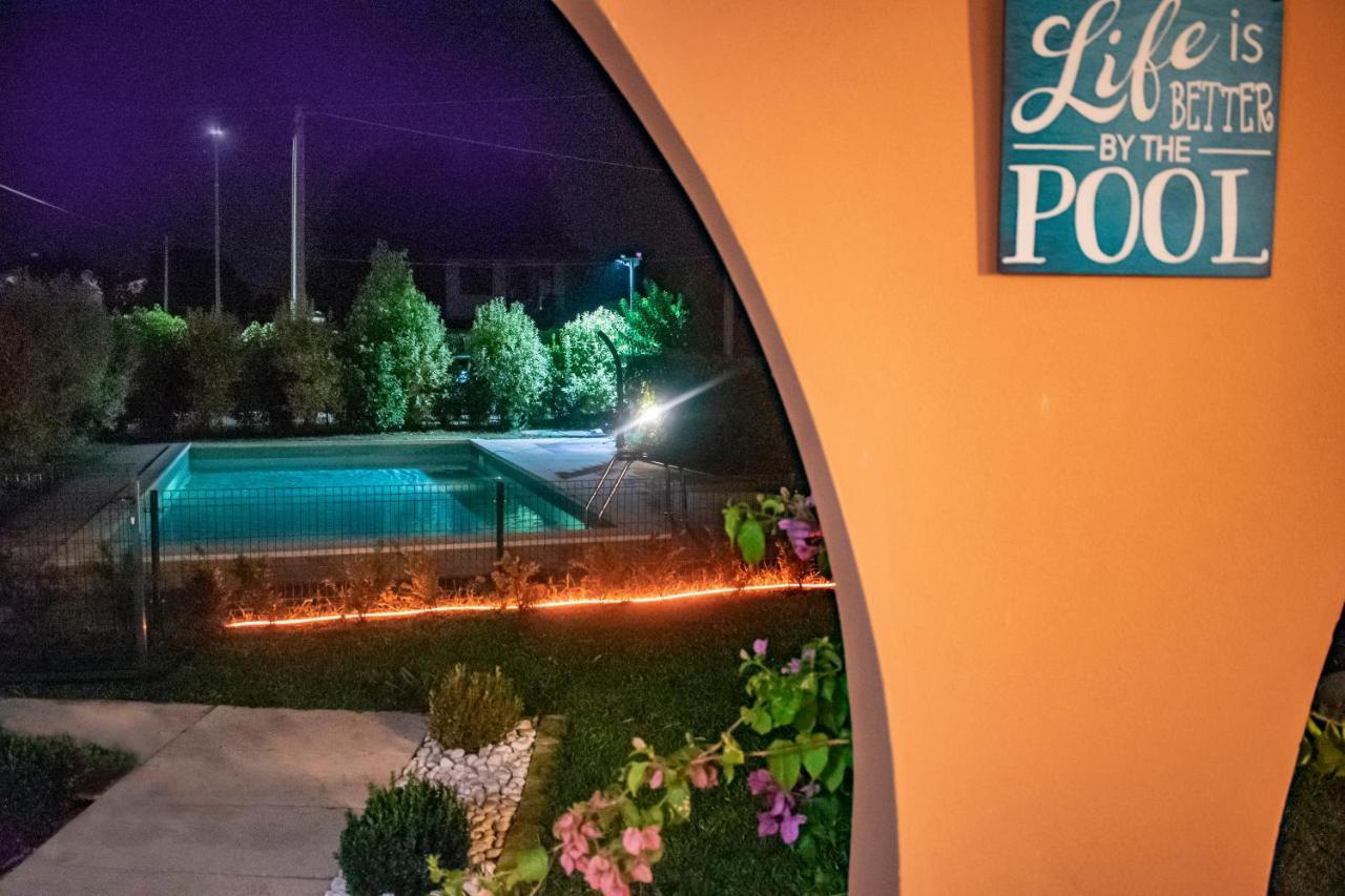 Apartment Charme And Relax With Garden And Swimming Pool Desenzano del Garda Zewnętrze zdjęcie