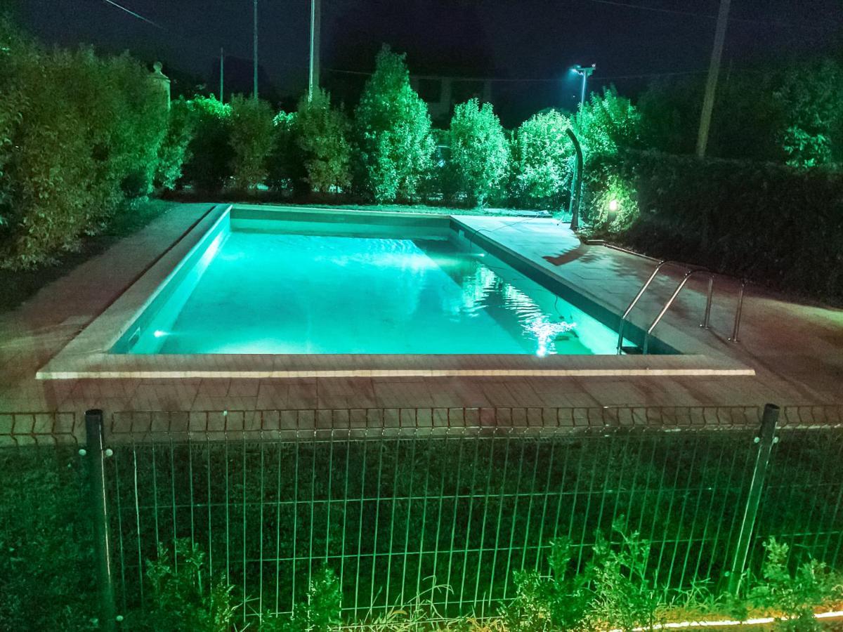 Apartment Charme And Relax With Garden And Swimming Pool Desenzano del Garda Zewnętrze zdjęcie