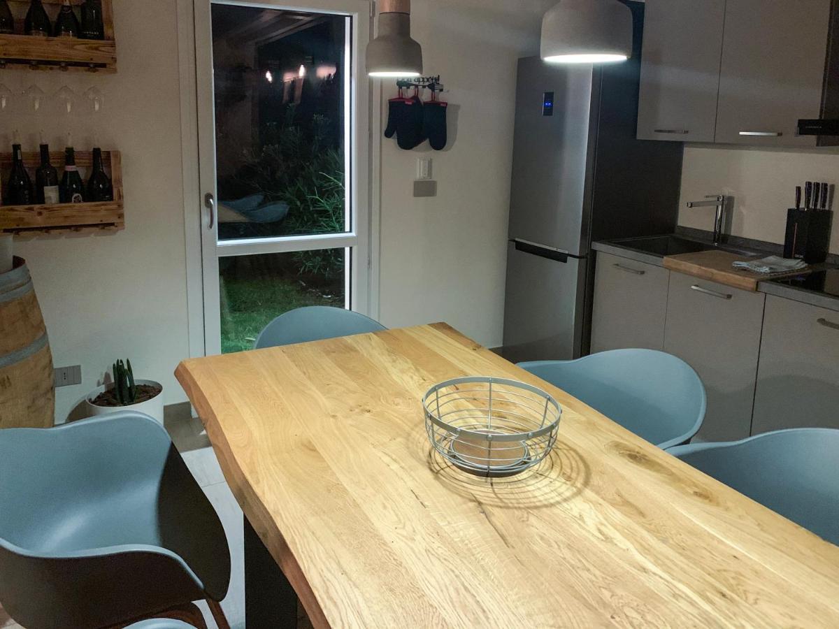 Apartment Charme And Relax With Garden And Swimming Pool Desenzano del Garda Zewnętrze zdjęcie